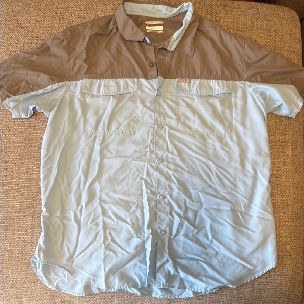 Columbia Omni-Shade Light Blue and Gray Shirt